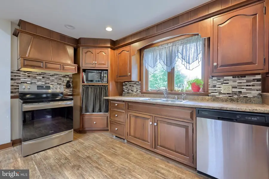 304 Hilldale Rd, Pequea, PA 17565 - #3