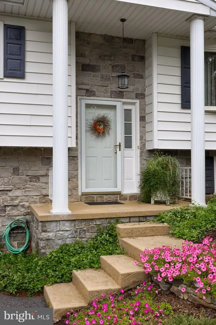 18 Pinewood Ave, Ephrata, PA 17522 - #2