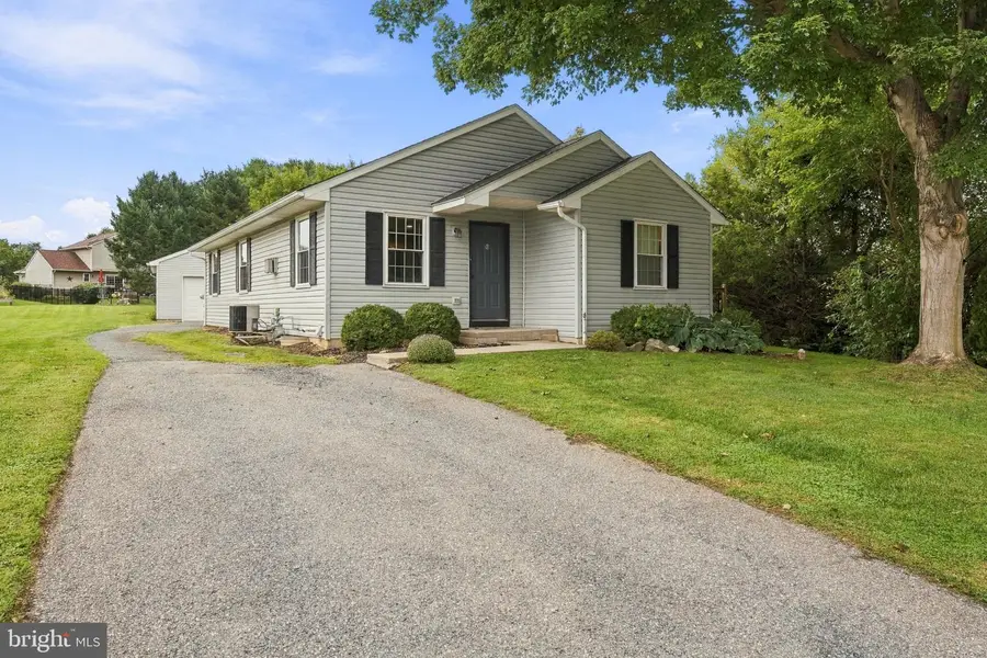368 Coffee Goss Rd, Marietta, PA 17547 - #2