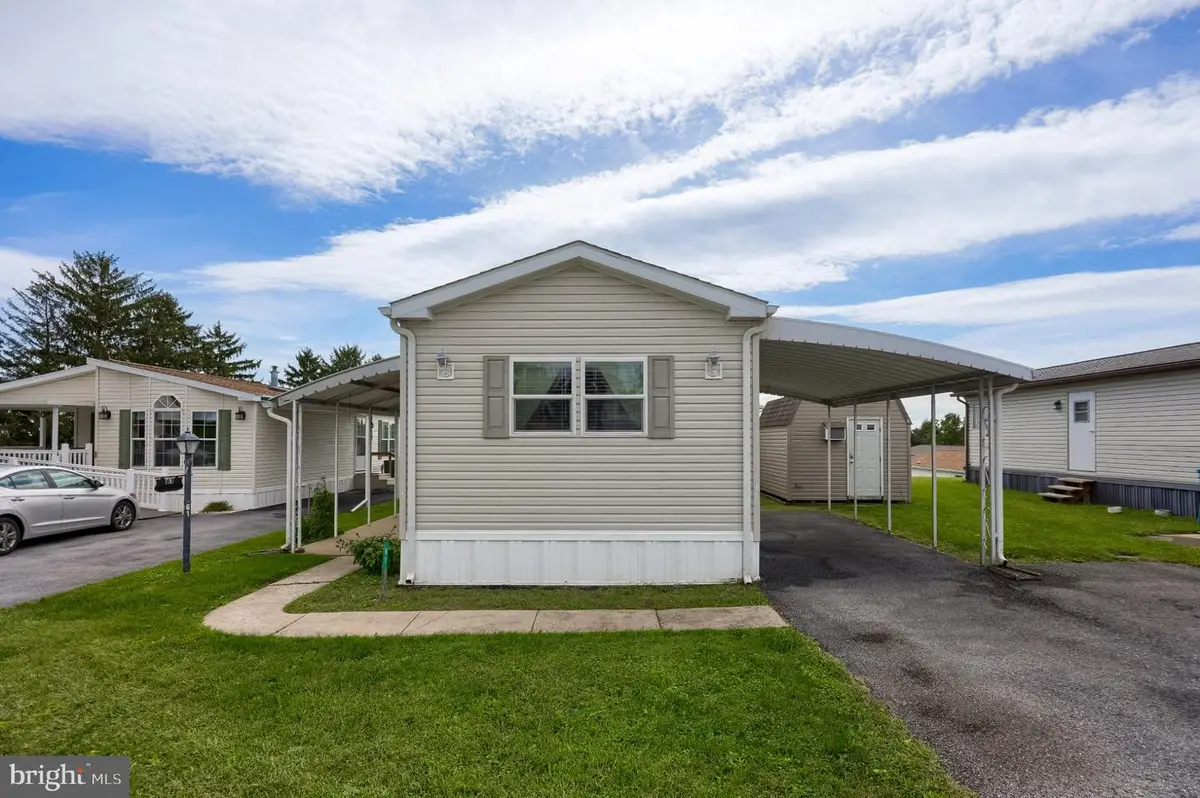 61 Ridgewood Mnr, Manheim, PA 17545 - #1