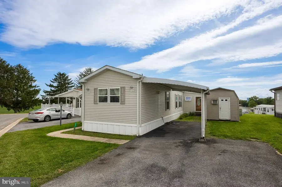61 Ridgewood Mnr, Manheim, PA 17545 - #2