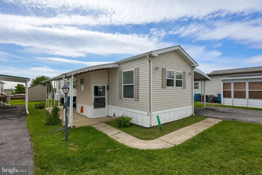 61 Ridgewood Mnr, Manheim, PA 17545 - #3