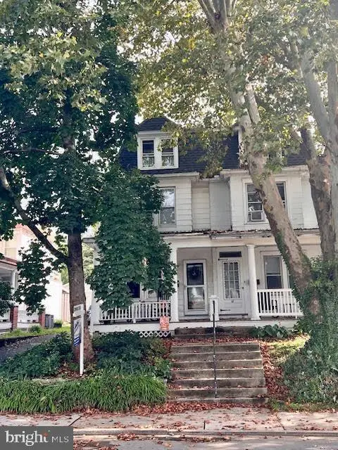 65 S Hazel St, Manheim, PA 17545 - #1