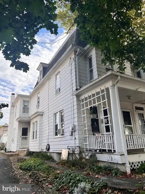 65 S Hazel St, Manheim, PA 17545 - #3