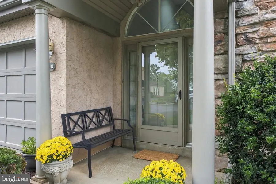 110 Greenview Dr, Lancaster, PA 17601 - #3