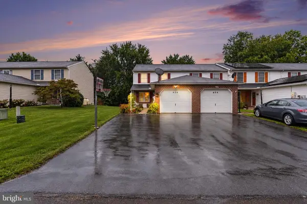 426 Groffdale Rd, QUARRYVILLE, PA 17566