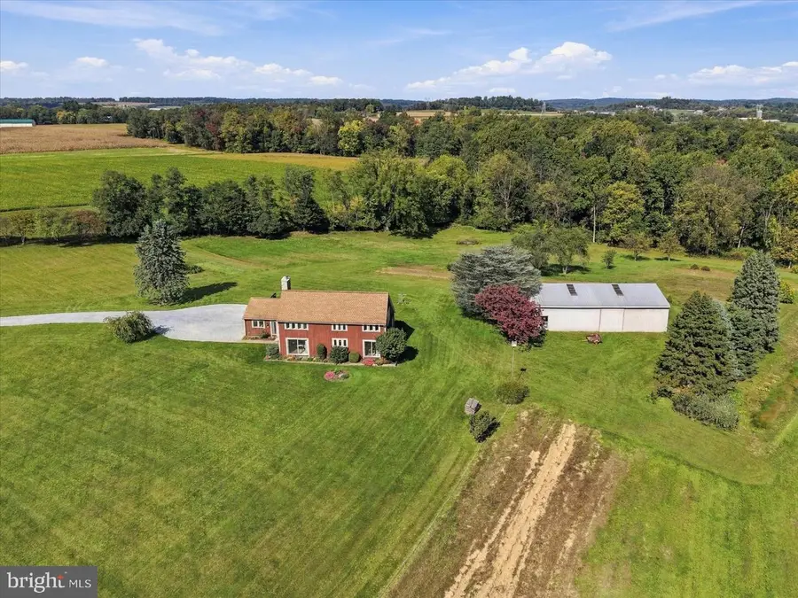 7010 W Elizabethtown Rd, Manheim, PA 17545 - #2