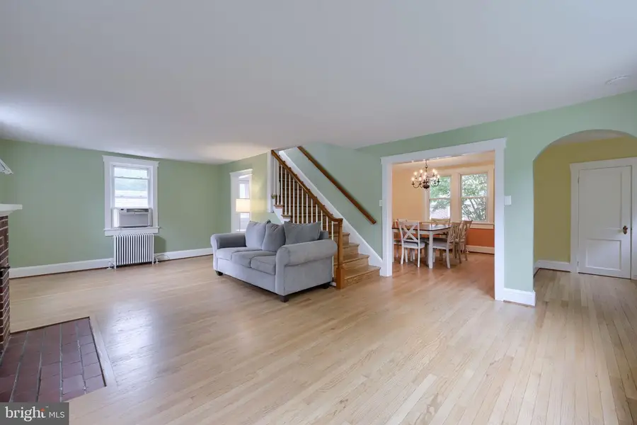 613 S 13th St, Columbia, PA 17512 - #2