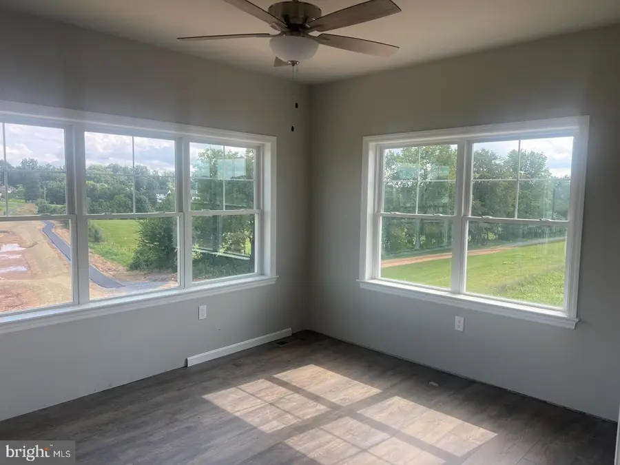 320 Ridgefield Dr, Elizabethtown, PA 17022 - #3