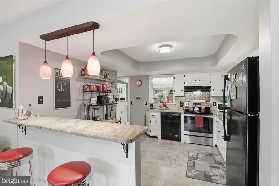 6271 Jeanette Dr, East Petersburg, PA 17520 - #3