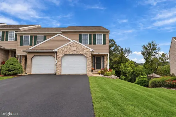343 Oakridge Dr, MOUNTVILLE, PA 17554