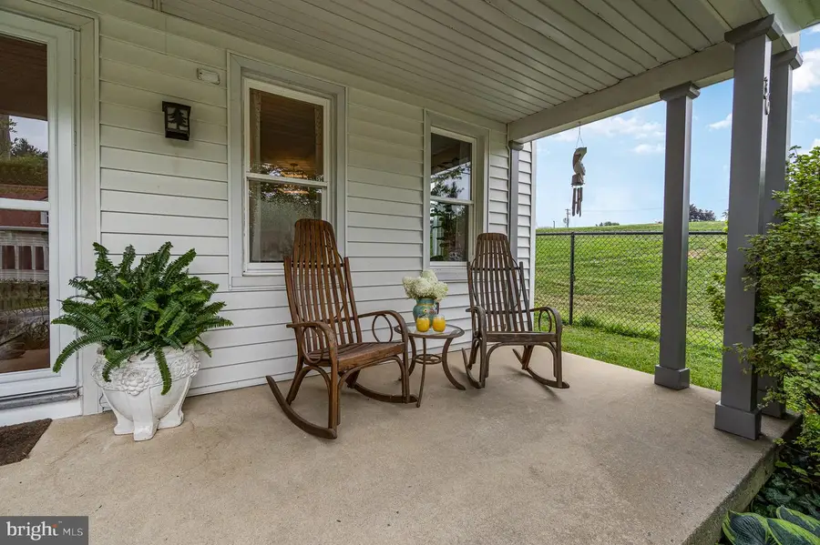 36 E Cottage Ave, Millersville, PA 17551 - #2