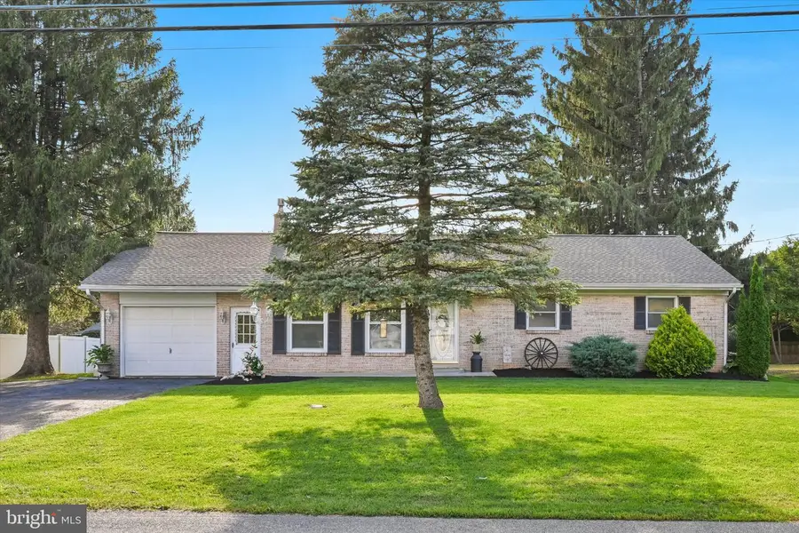 120 Hershey Rd, Lititz, PA 17543 - #2