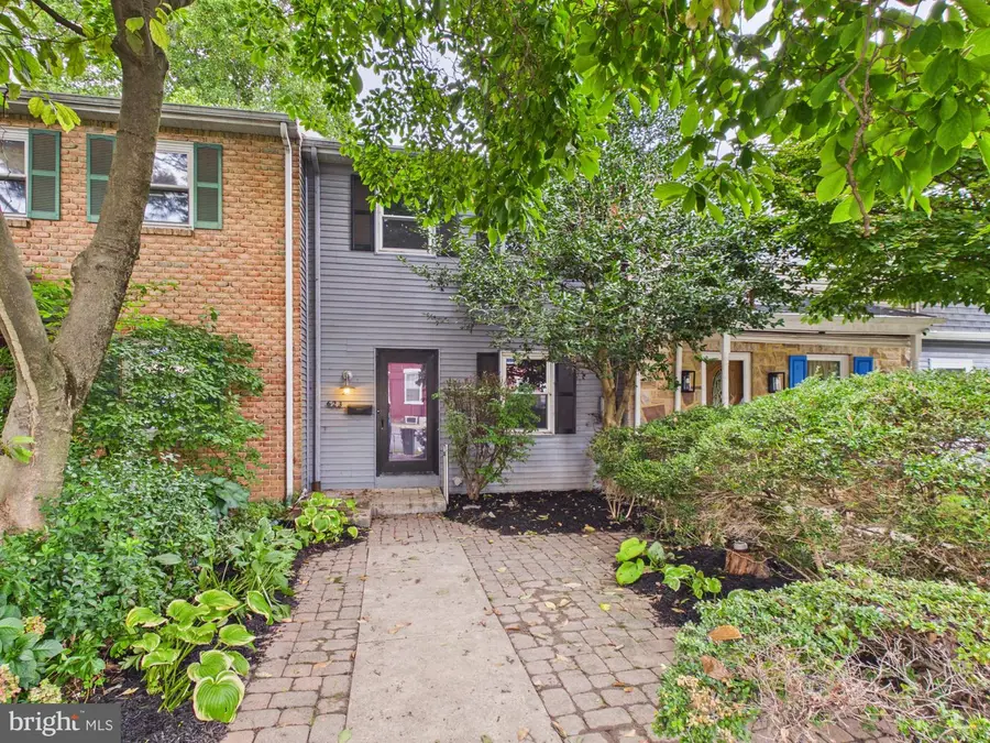 623 E Walnut St, Lancaster, PA 17602 - #2