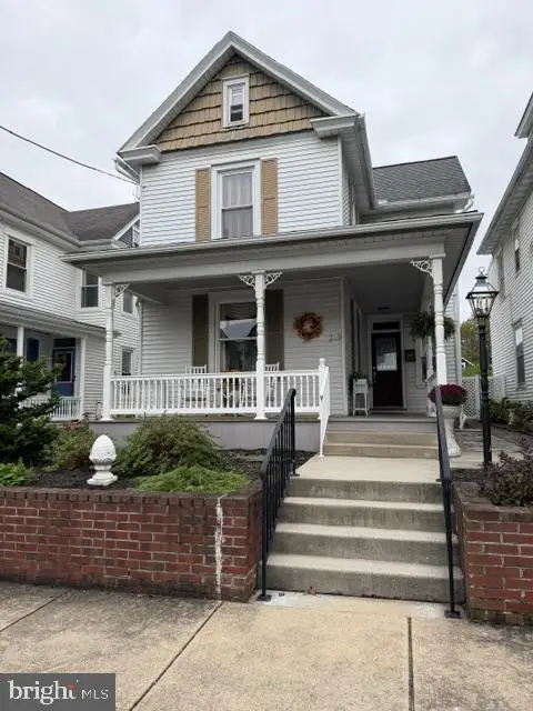 233 S Spruce St, Lititz, PA 17543 - #1