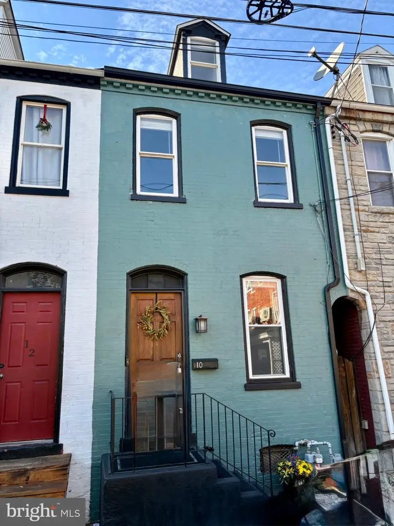 10 Locust St, Lancaster, PA 17602 - #1