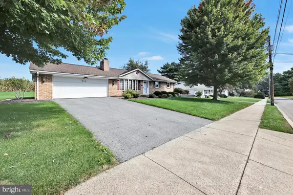 313 Parkview Dr, MANHEIM, PA 17545