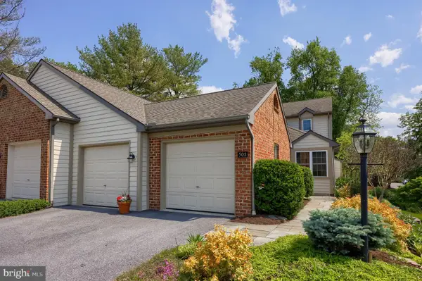 502 Thorngate Pl, MILLERSVILLE, PA 17551