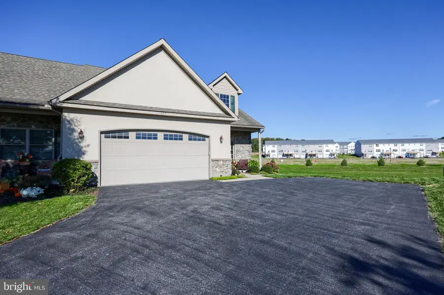 127 Anna Ln, Elizabethtown, PA 17022 - #3