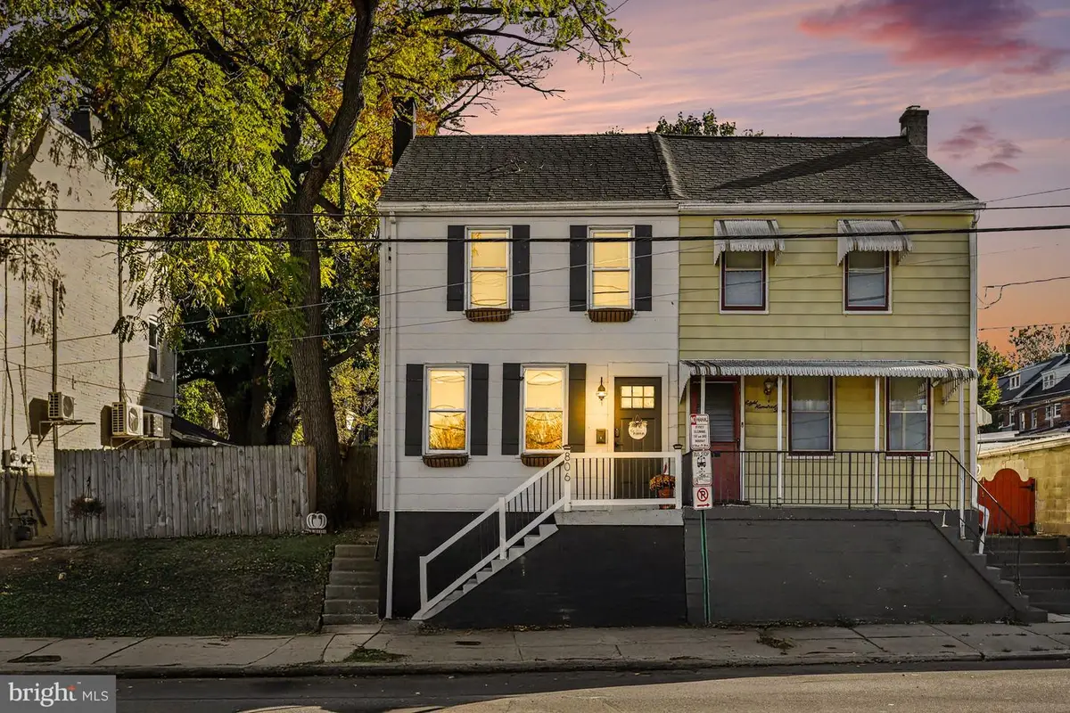806 E Chestnut St, Lancaster, PA 17602 - #1