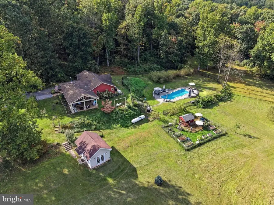 80 Dead End Rd, Lititz, PA 17543 - #2