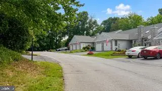 104 Sawmill Run, Elizabethtown, PA 17022 - #2