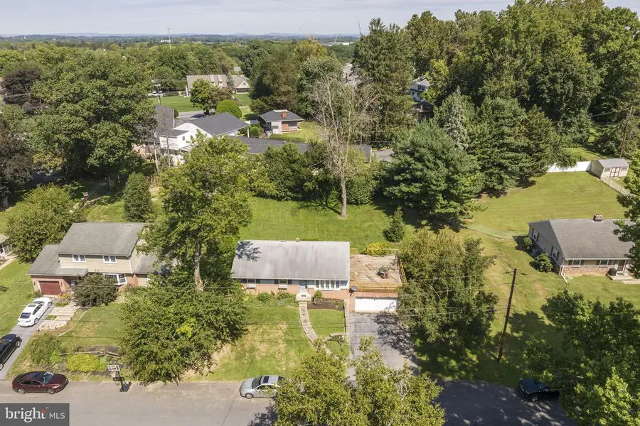 1717 Pennsylvania Ave, Lancaster, PA 17602 - #3