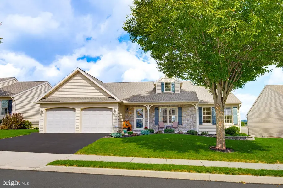 724 Heather Rdg, Manheim, PA 17545 - #2