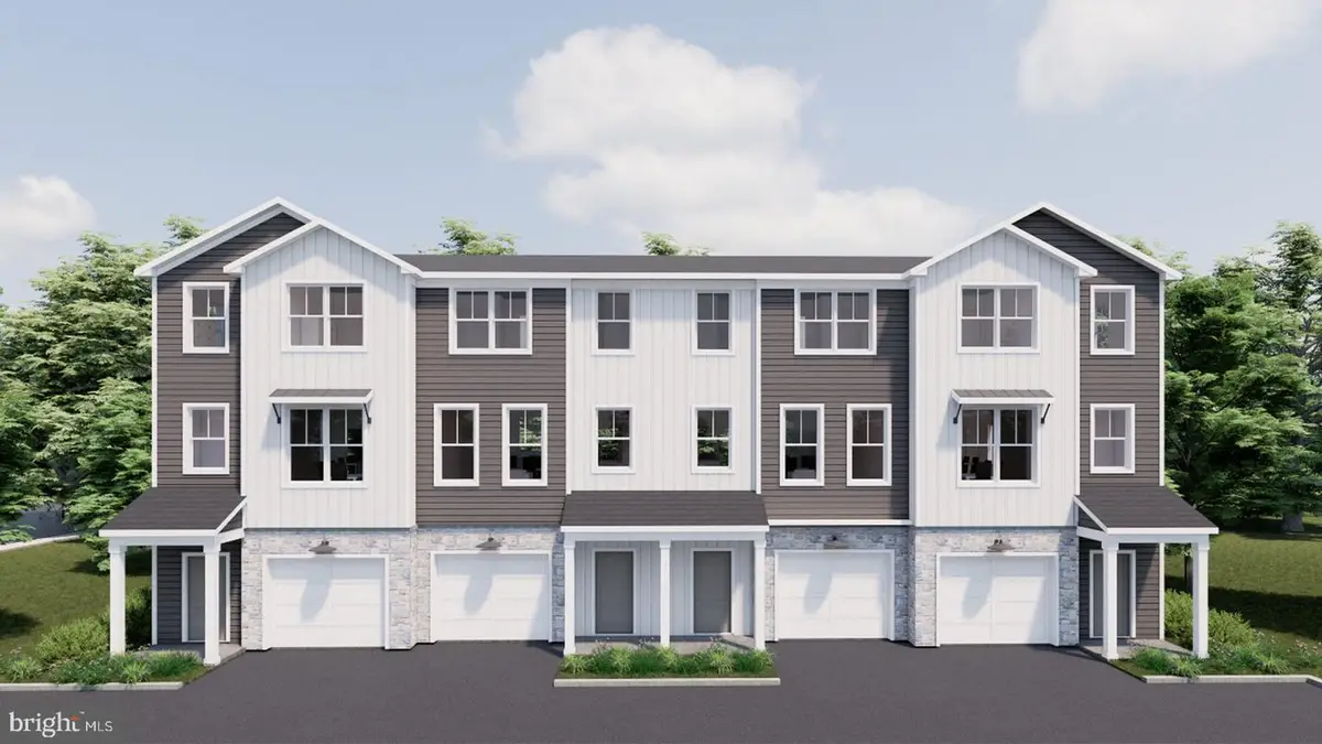 28 E Kestrel Dr, Denver, PA 17517 - #1