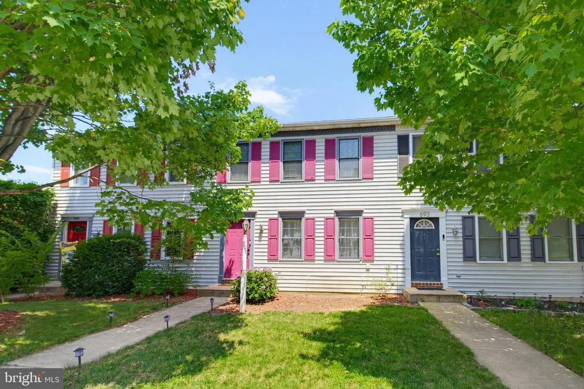 691 Topaz Dr, Lancaster, PA 17603 - #1