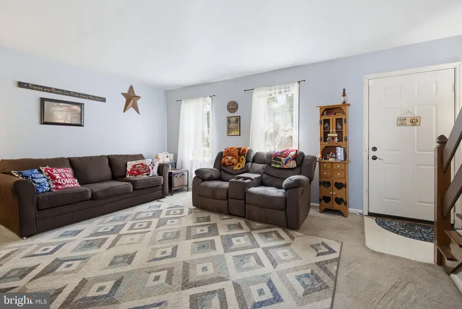 691 Topaz Dr, Lancaster, PA 17603 - #3