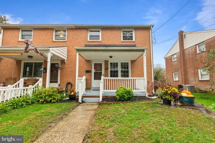 329 Winthrop Dr, Lancaster, PA 17603 - #2
