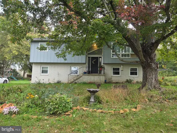 372 Eckman Rd, LANCASTER, PA 17603