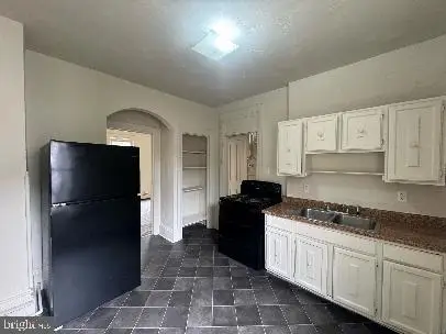 320 S Queen St, Lancaster, PA 17603 - #2