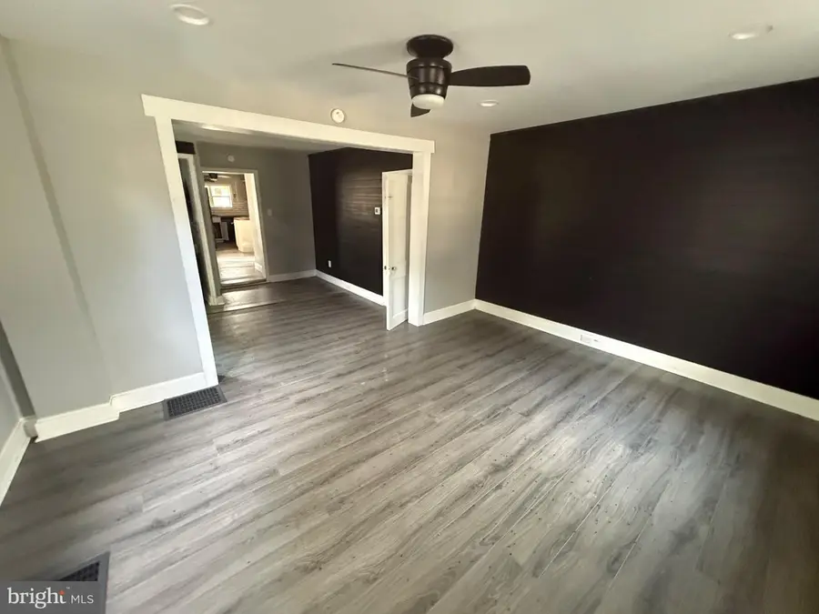 420 Manor St, Columbia, PA 17512 - #3