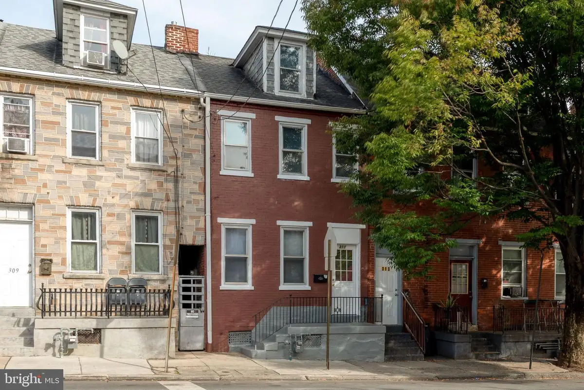 311 S Queen St, Lancaster, PA 17603 - #1