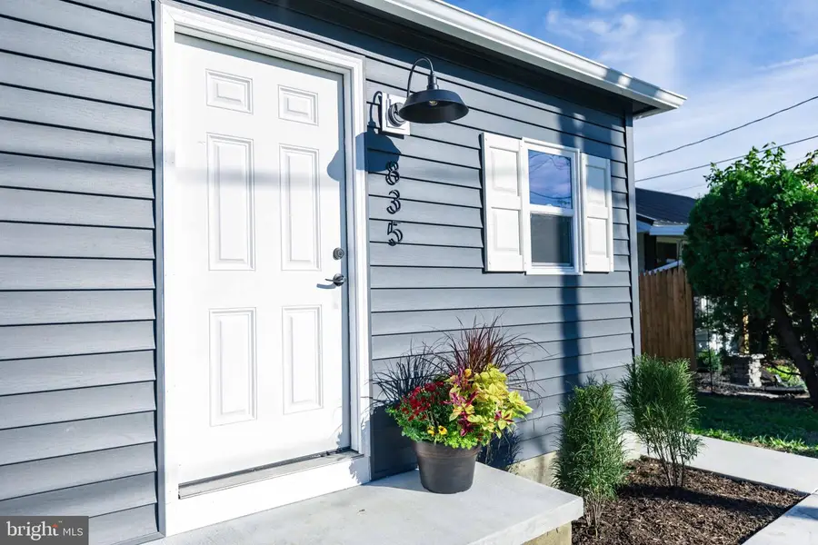 835 Conestoga Ave, Manheim, PA 17545 - #2