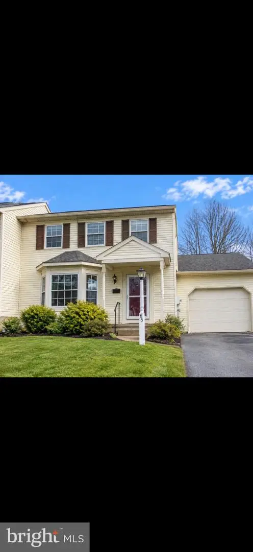 65 Mill Pond Dr, LANCASTER, PA 17603