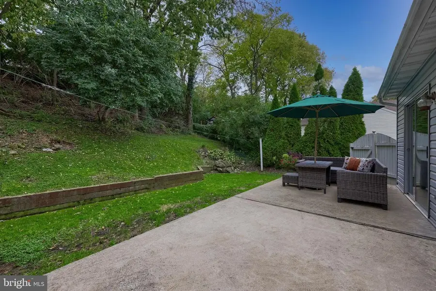 60 Farm Ln, Ephrata, PA 17522 - #3