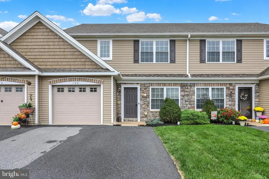 188 Randolph Dr, Elizabethtown, PA 17022 - #2
