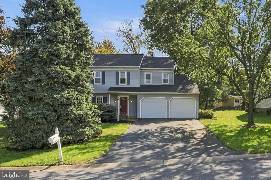 40 Vanderbilt Dr, Leola, PA 17540 - #3
