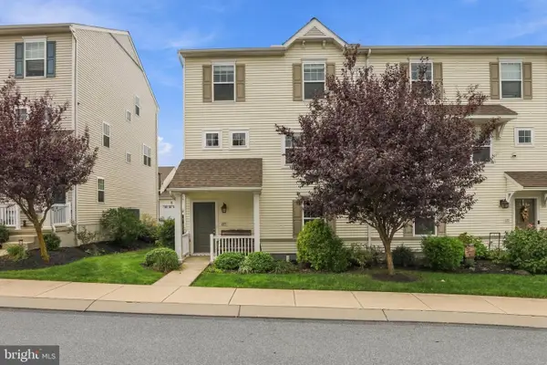 223 Norbury Cir, WILLOW STREET, PA 17584
