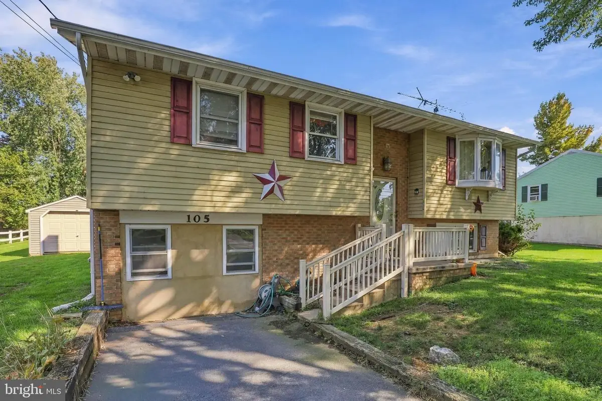 105 Schoeneck Rd, Ephrata, PA 17522 - #1