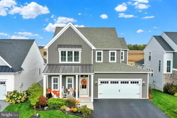 1834 Emerald Way, MOUNT JOY, PA 17552