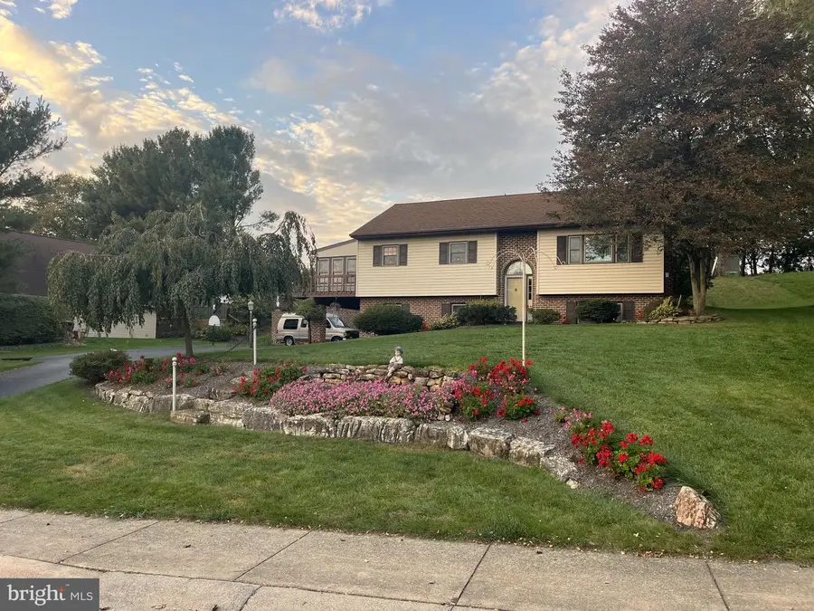 14 Echo  Valley Dr, Ephrata, PA 17522 - #2