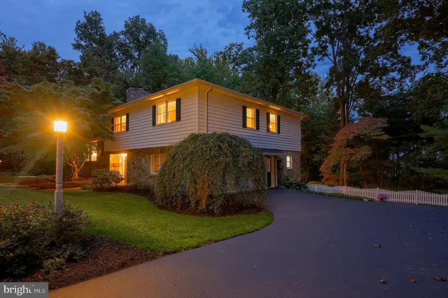 1222 Hillcrest Rd, Akron, PA 17501 - #3
