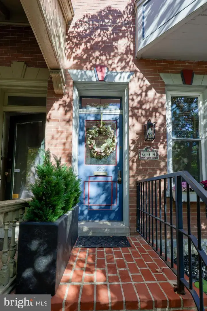 609 W Chestnut St, Lancaster, PA 17603 - #3