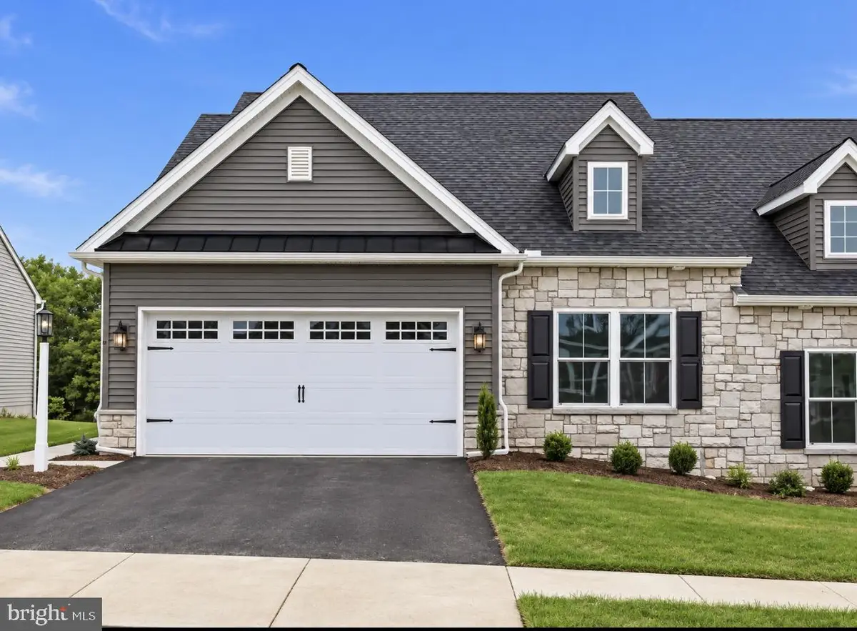 112 Pilgrim Dr, Lancaster, PA 17603 - #1
