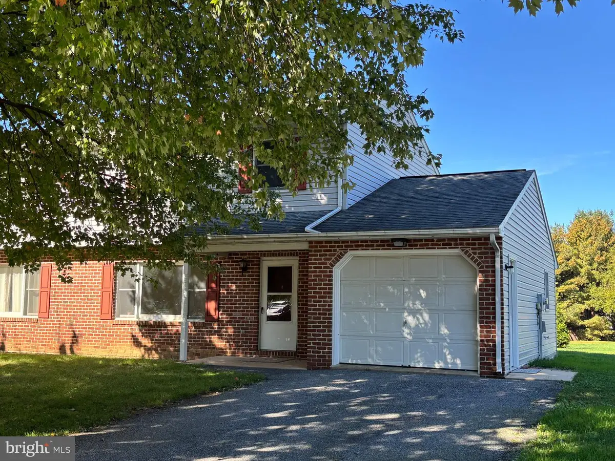 110 S 2nd St, Denver, PA 17517 - #1