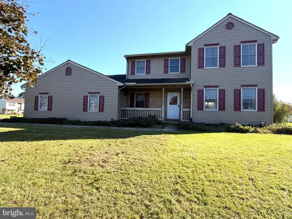 138 Maple St, NARVON, PA 17555